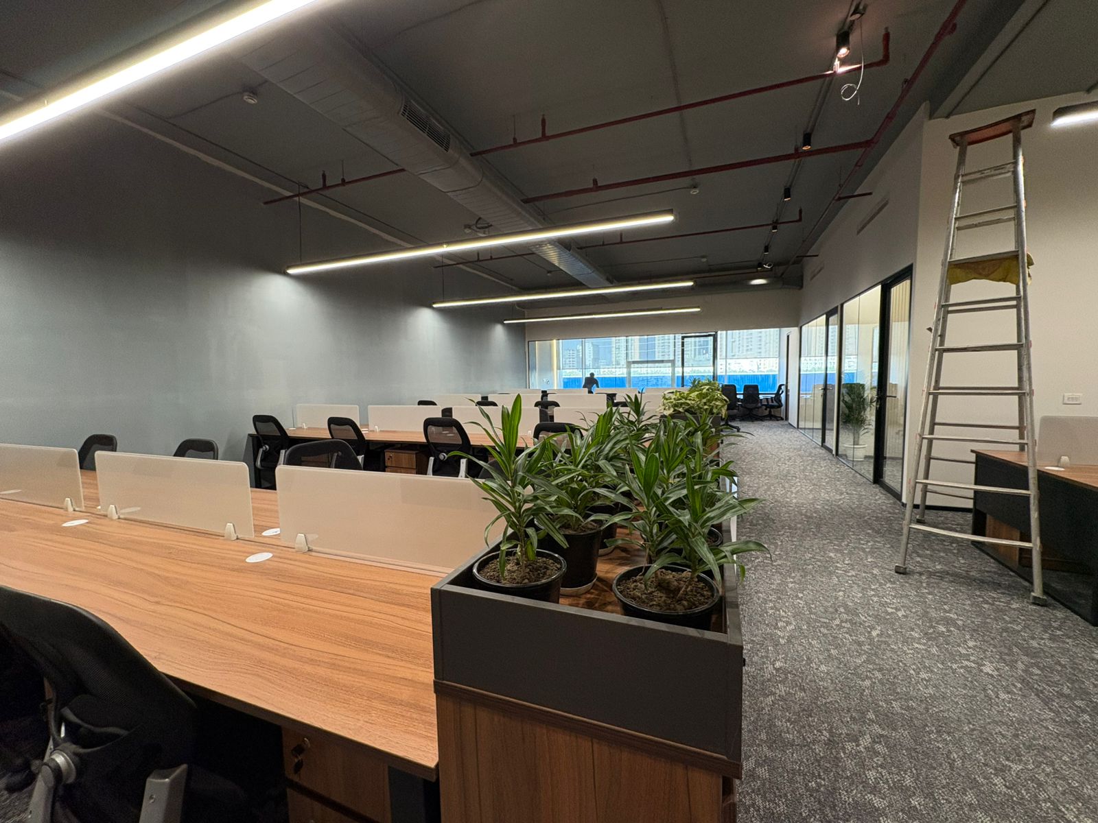 Global Green Interior Design Company Logo - Sustainable Design Experts